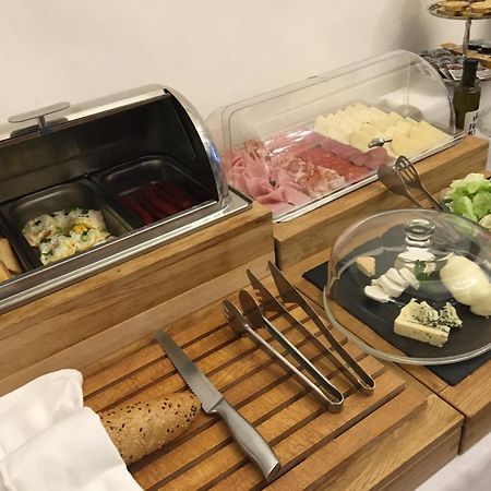 Hotel Pod Zamkem Velké Meziříčí Eksteriør billede